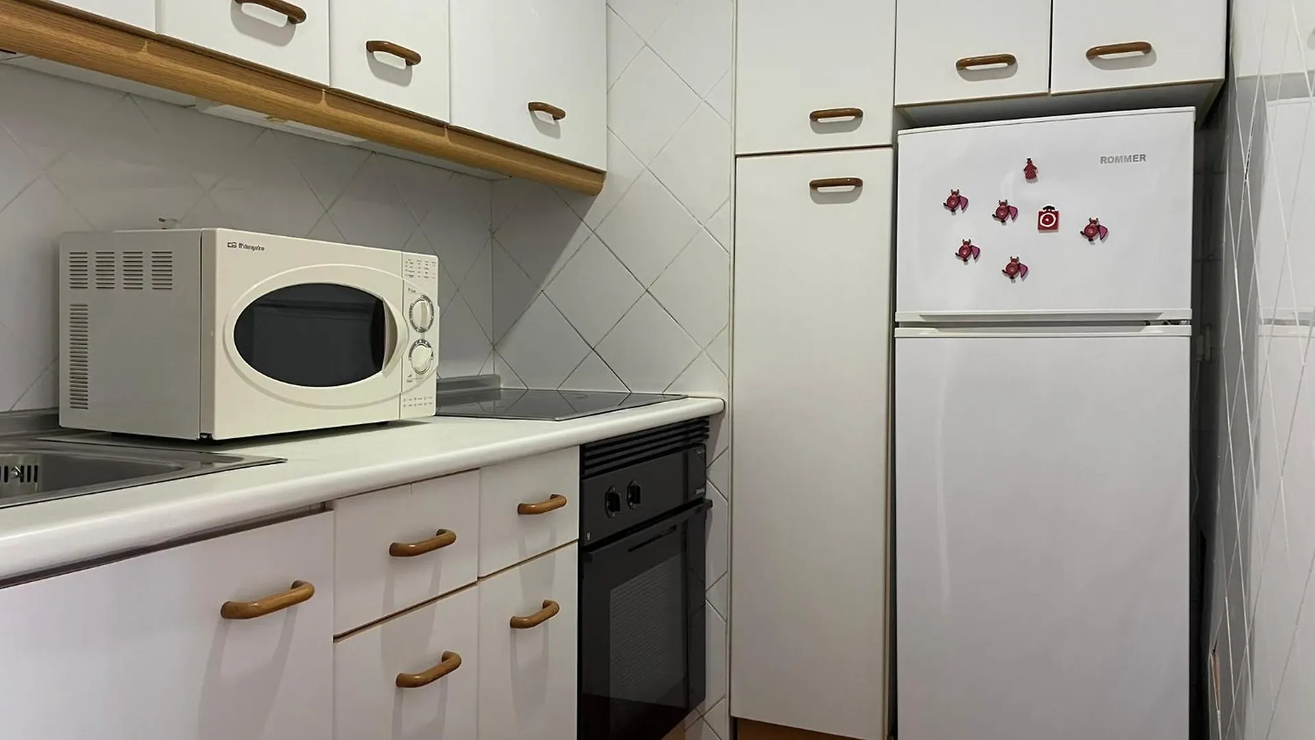 Apartamentos La Roca Rentals Torremolinos