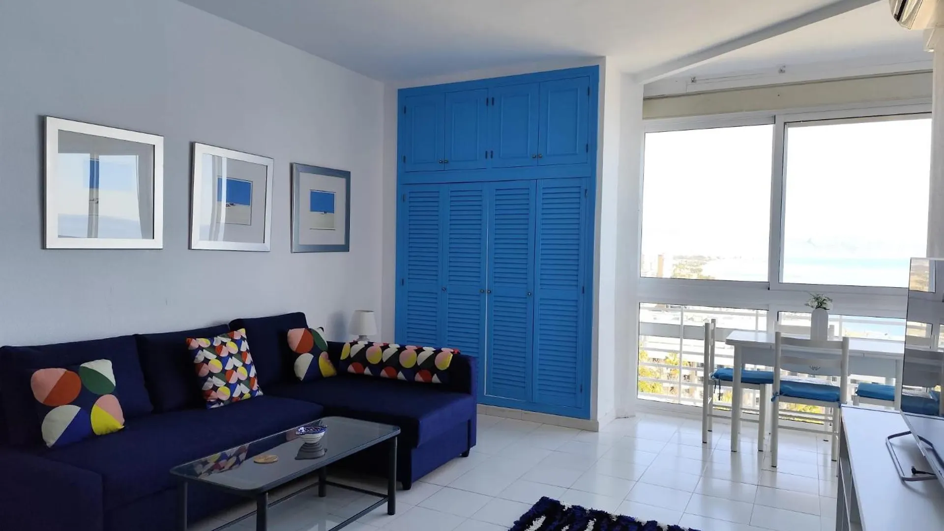 Apartment Apartamentos La Roca Rentals Torremolinos