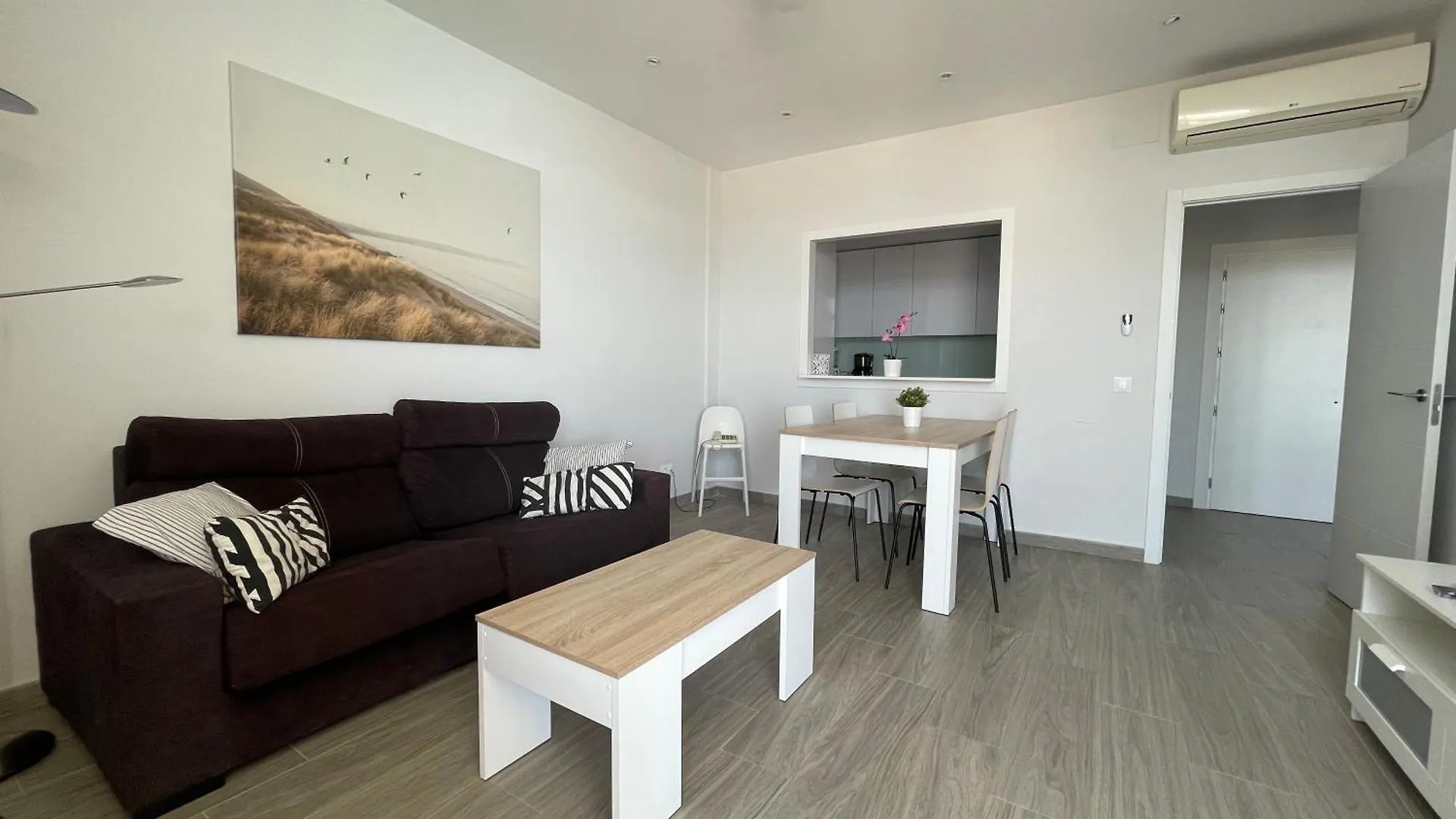 Apartment Apartamentos La Roca Rentals Torremolinos